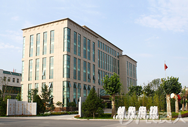 新型肥料應用與推廣聯(lián)盟（UAF）走進領先生物交流觀摩開展技術(shù)研討